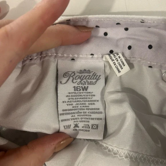 {Royalty by YMI} Women’s Sequined Bermuda Shorts - Picture 3 of 5